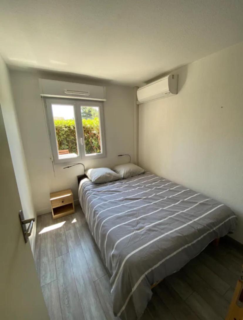 A 15 Min De La Plage, Piscine, Joli T2 Renove Appartement Fréjus