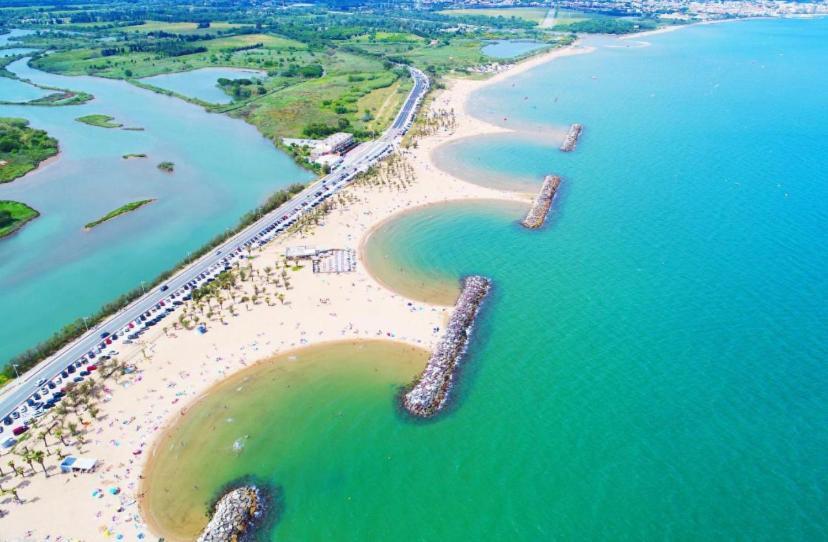 A 15 Min De La Plage, Piscine, Joli T2 Renove *